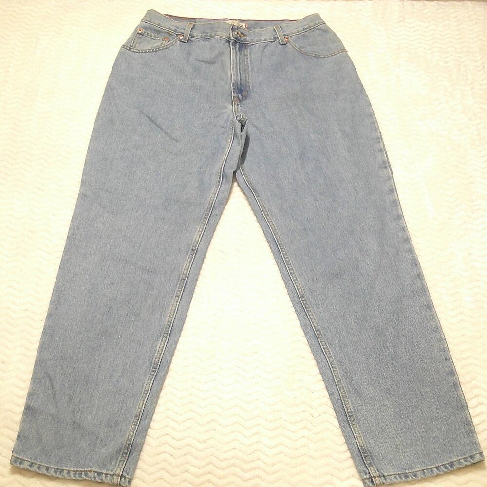 Levis 550 Blue Jean's Woman's 16M Relaxed Tapered Straight Leg NWOT